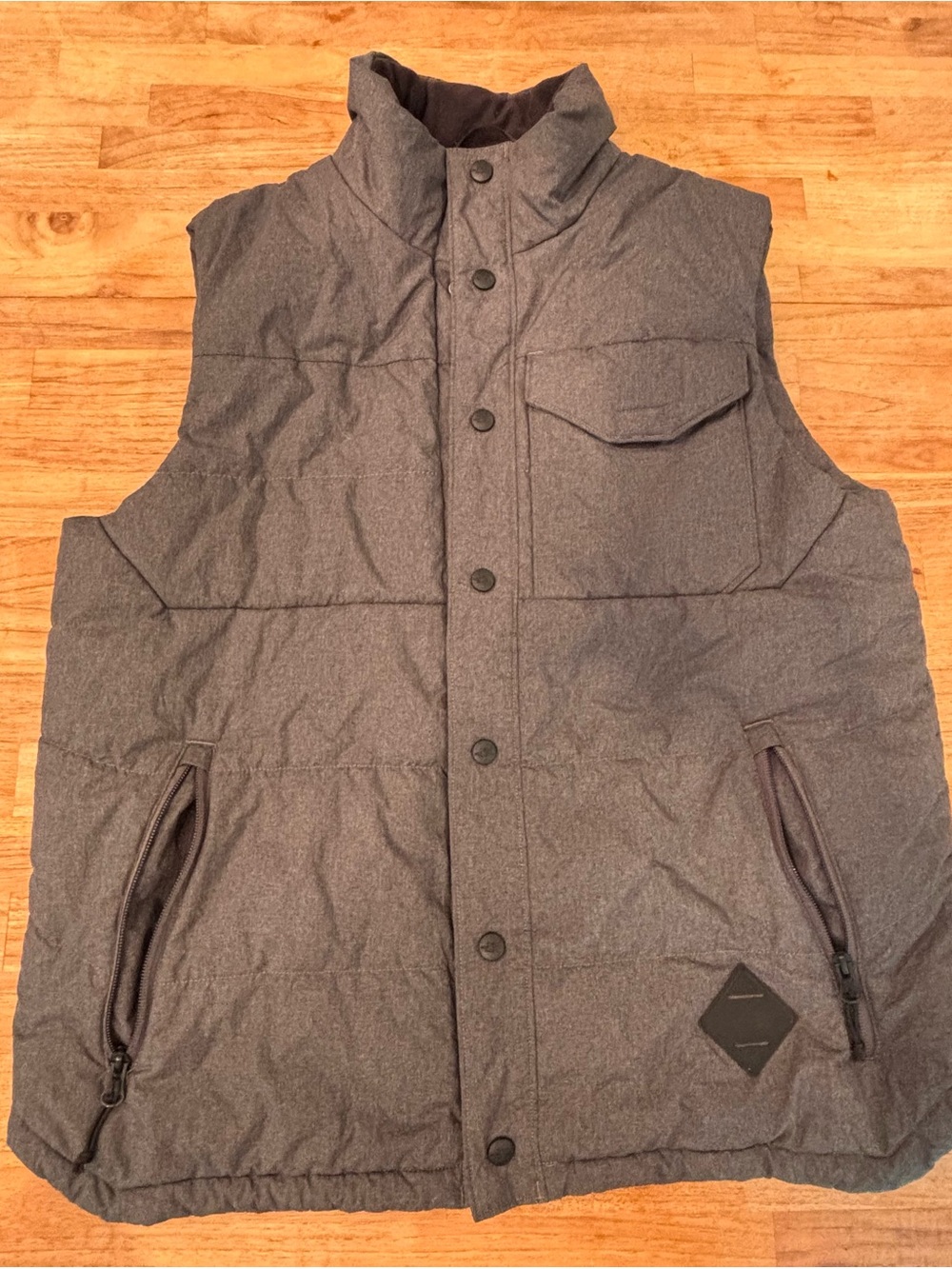 Men's North Face Vest - Gray